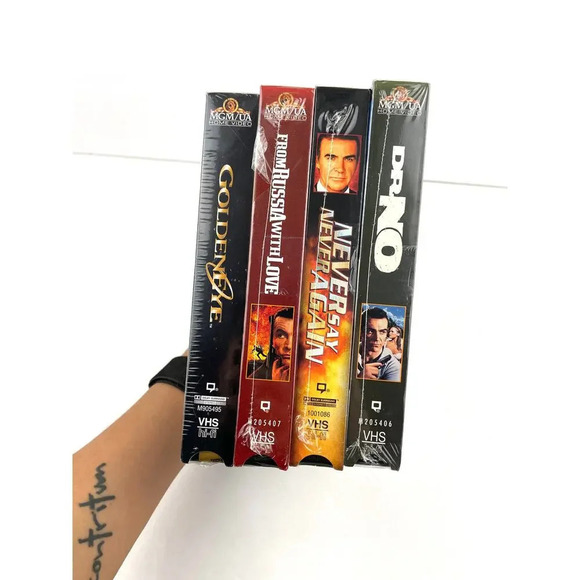 VTG Lot of 4 James Bond VHS MGM Watermarks Dr No Never Say Never Again SEALED - Picture 9 of 9